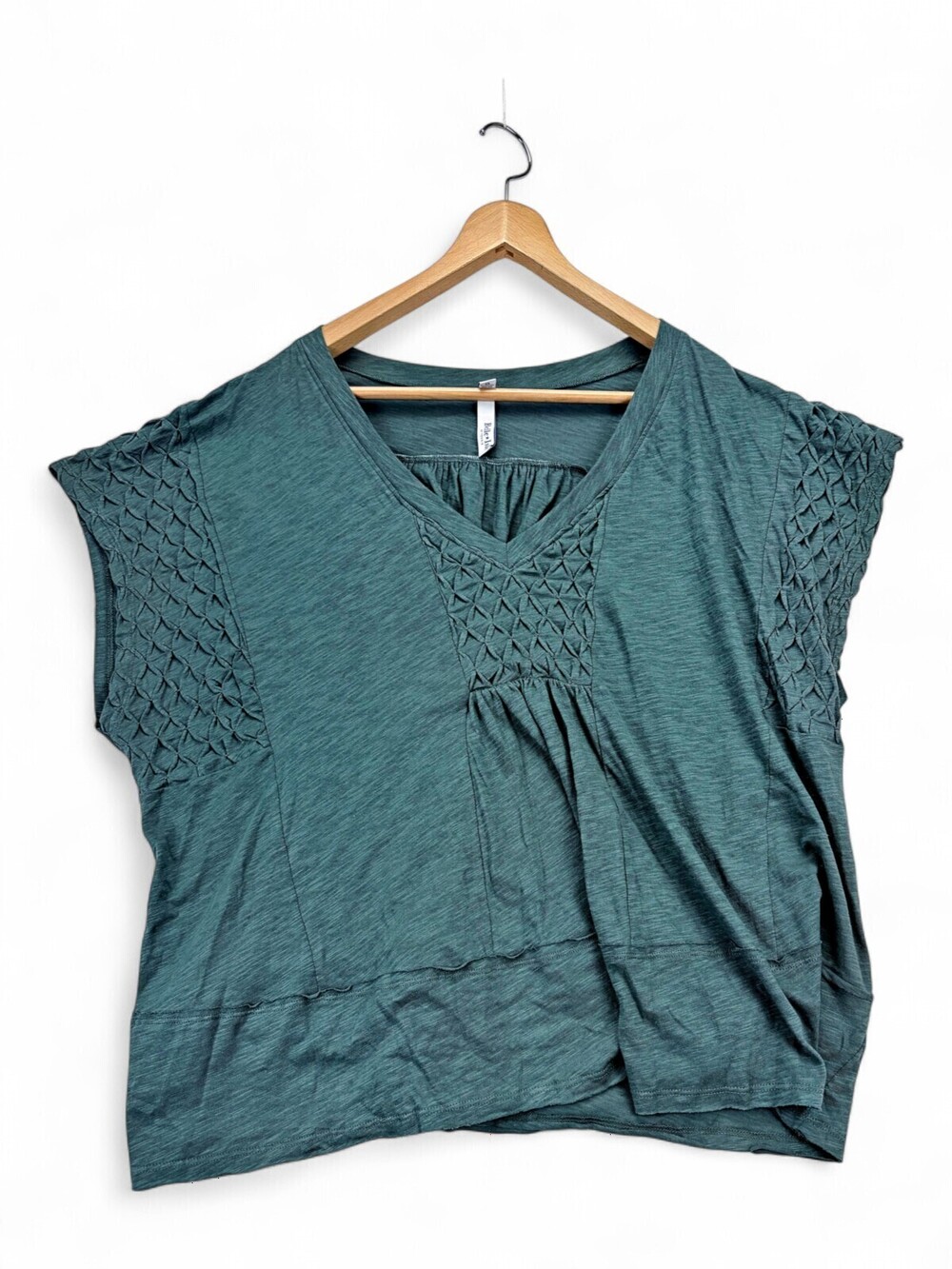 Torrid Plus Sz 1X Green Smocked V-Neck Short Sleeve Top